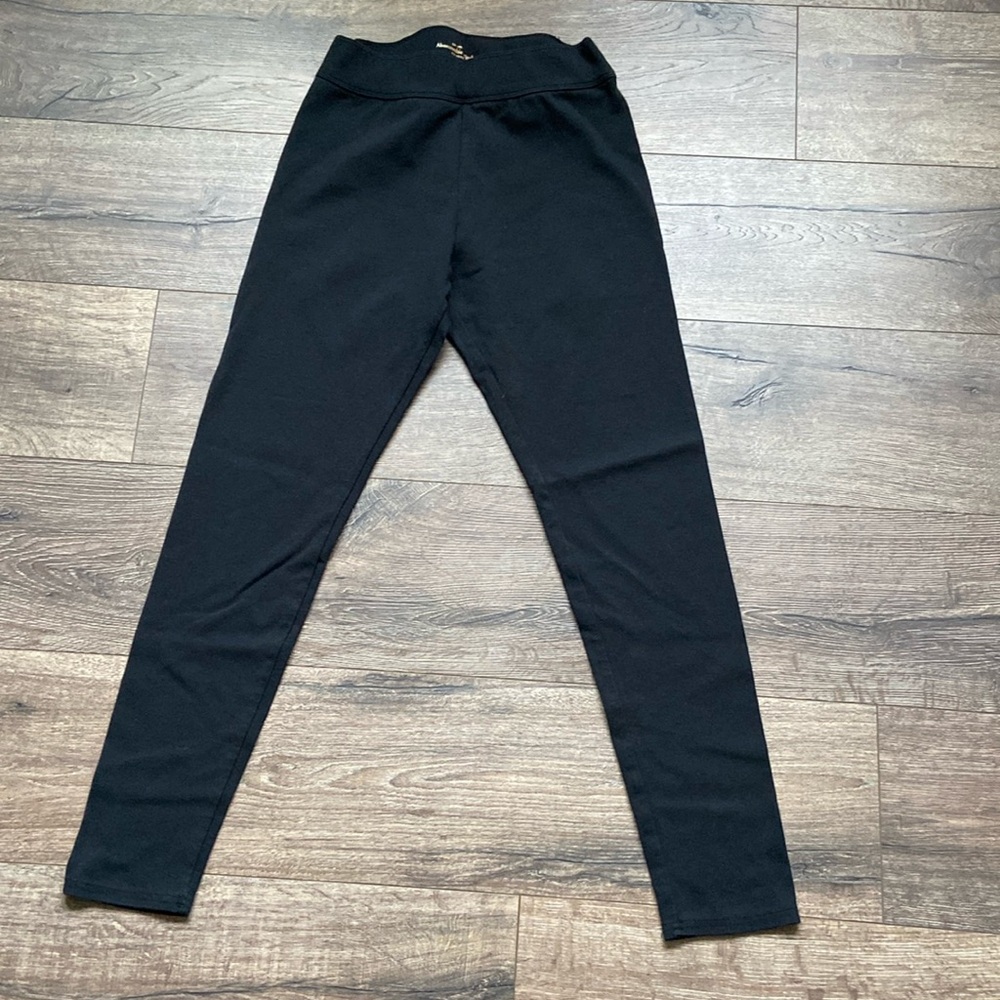 Black Abercrombie and Fitch fleece leggings